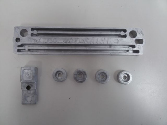 Suzuki 90 - 100 - 115 - 140 HP Zinc Anode Kit Includes Hardware